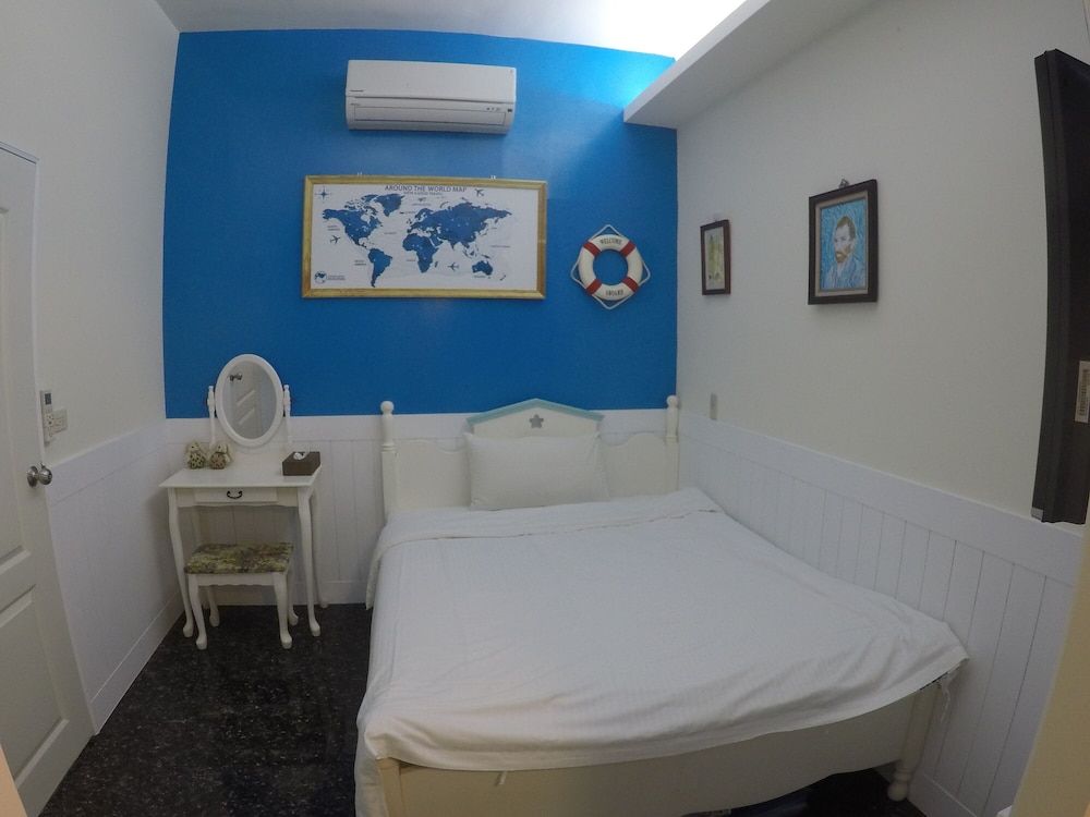 Standard Double Room (Ocean)