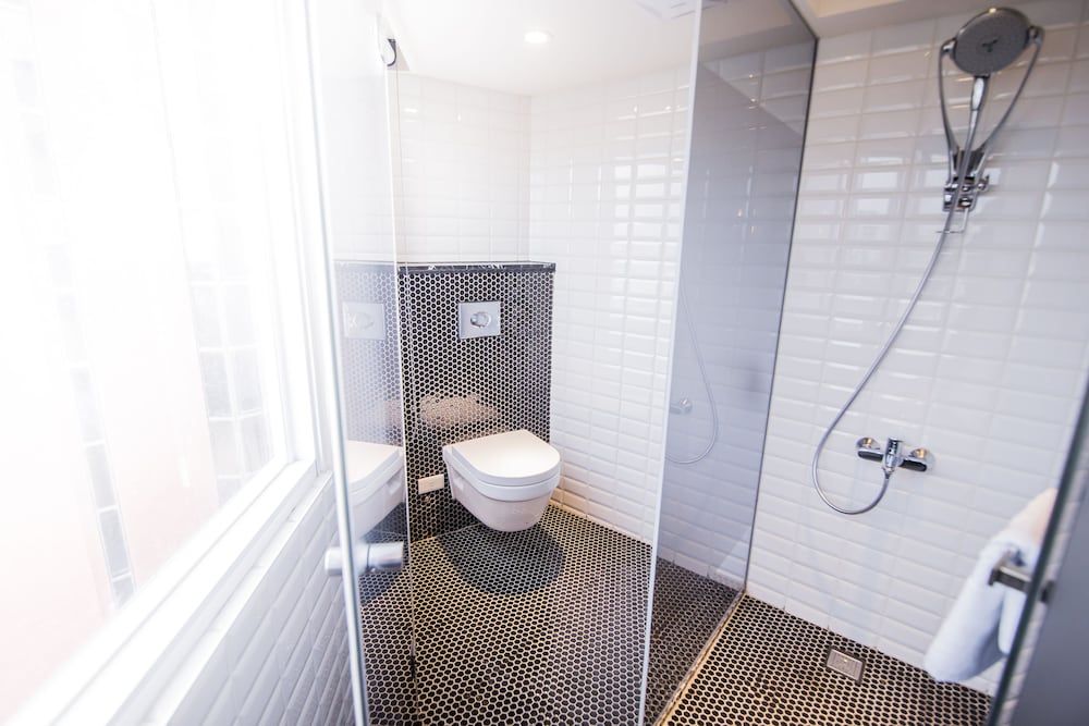 Huwei Hotel Deluxe Double Room, 1 King Bed 6