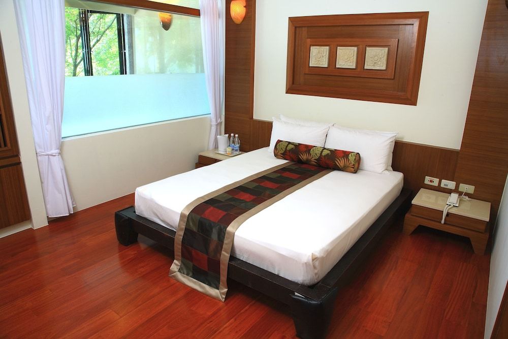 undefined Cloud Spring Graden 6