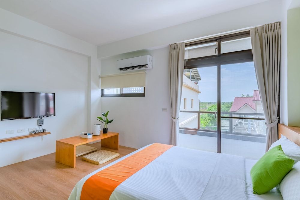 Field Trail B&B Economy Double Room, 1 Bedroom, Tower (Do not allow 0-7yrs child check-in) 2