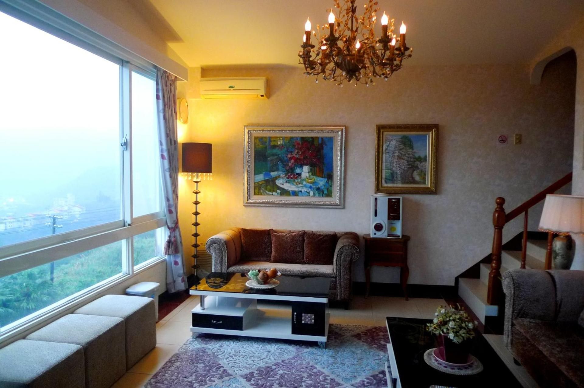 Three-Bedroom Apartment with Sea View