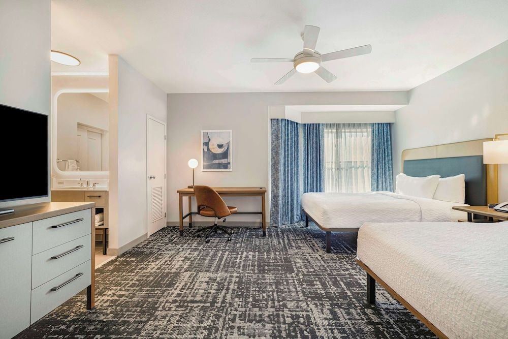 Suite, 2 Bedrooms, 2 Bathrooms