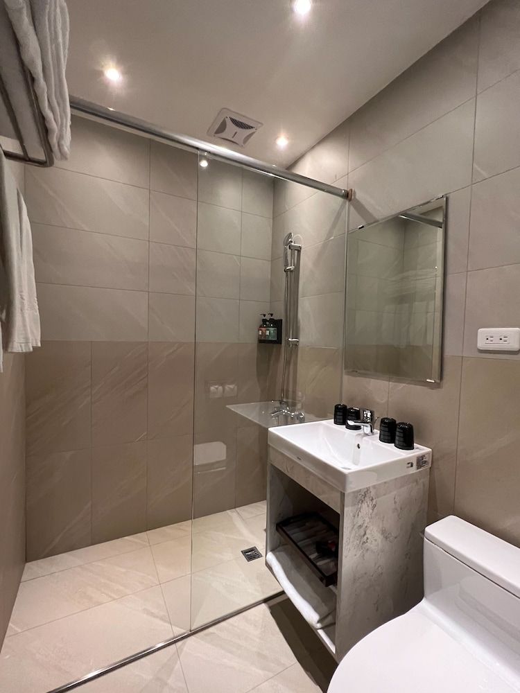 Saint Hostel Family Apartment 5