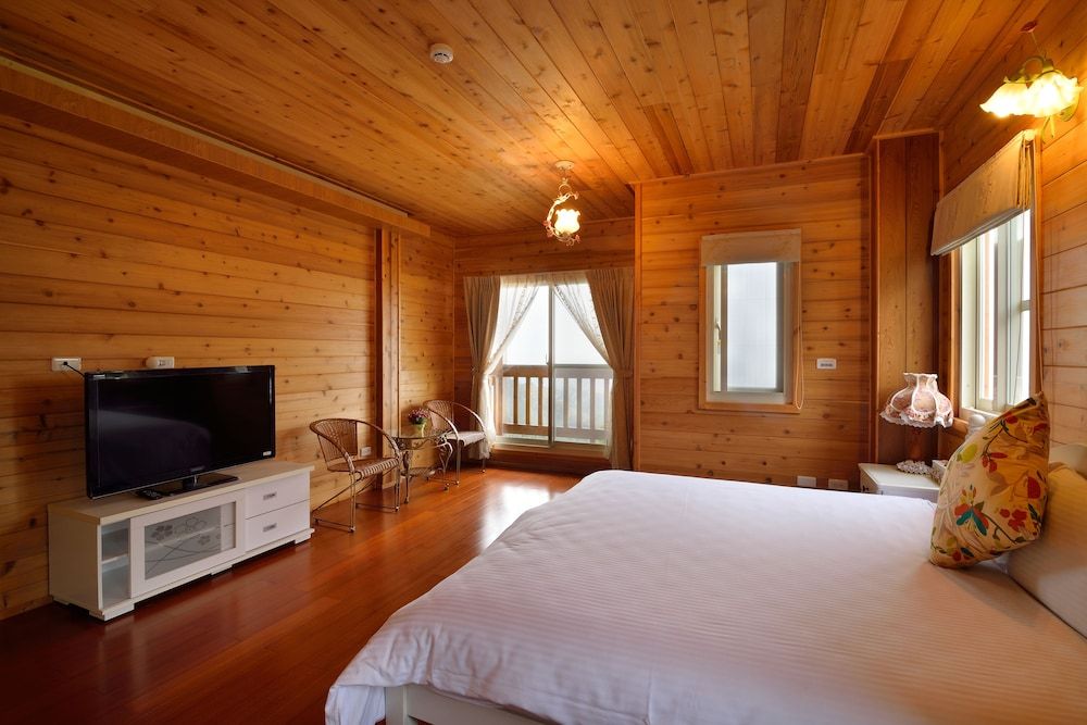 Elite Double Room, Valley View