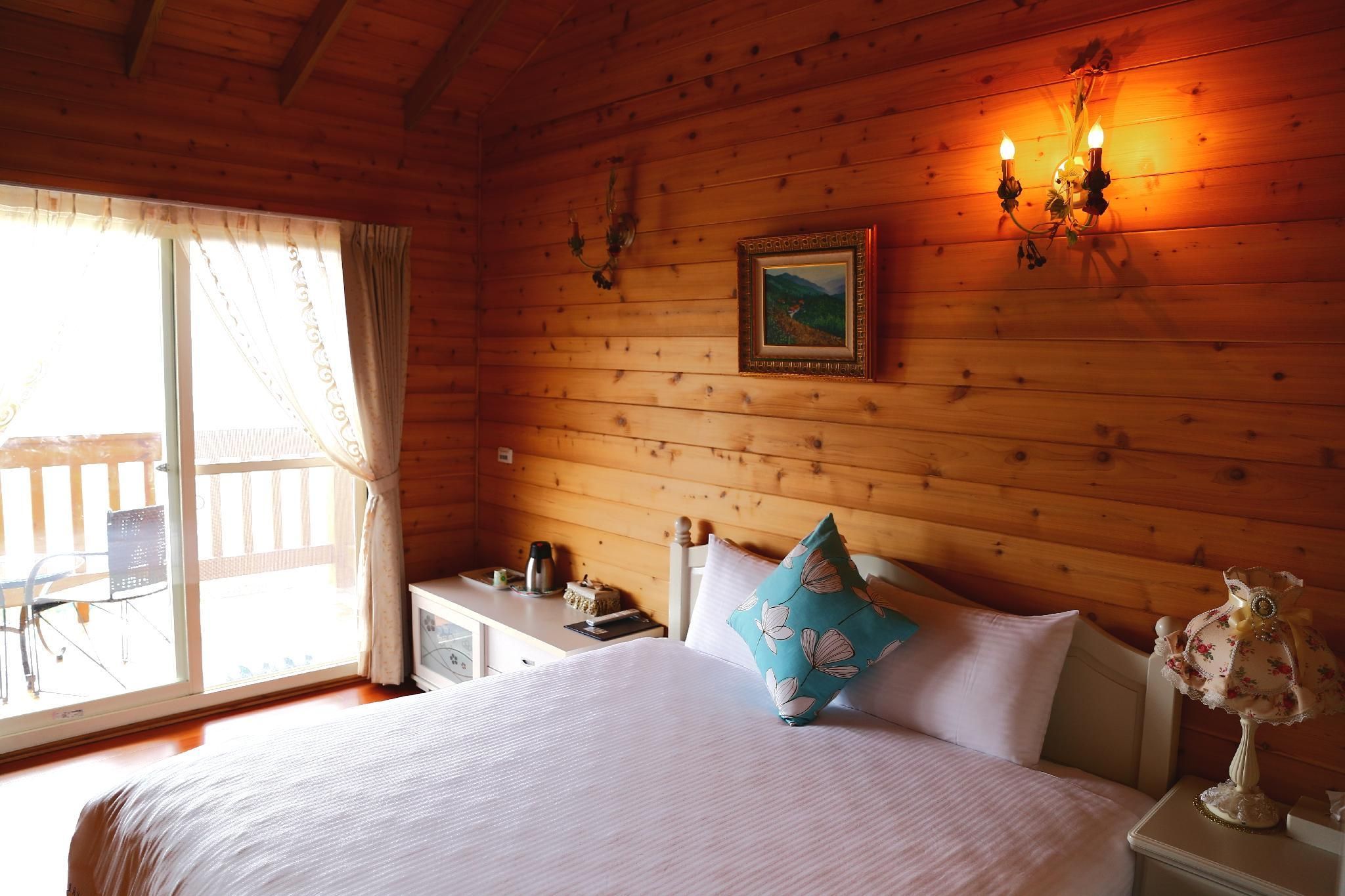 Cozy Double Room