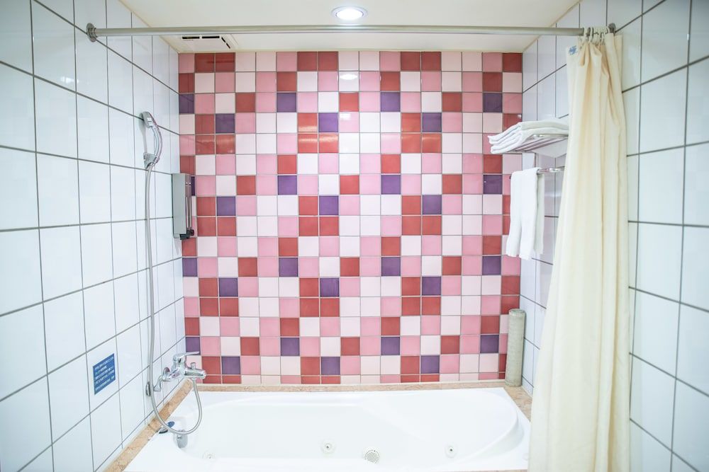 undefined Yeso Hotel 8