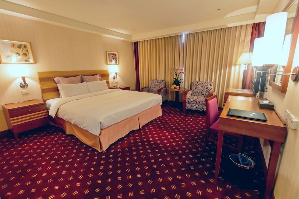 undefined Yeso Hotel 10