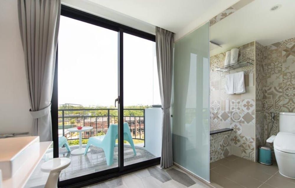 Secret Path B&B Grand Double Room, 1 Queen Bed 4