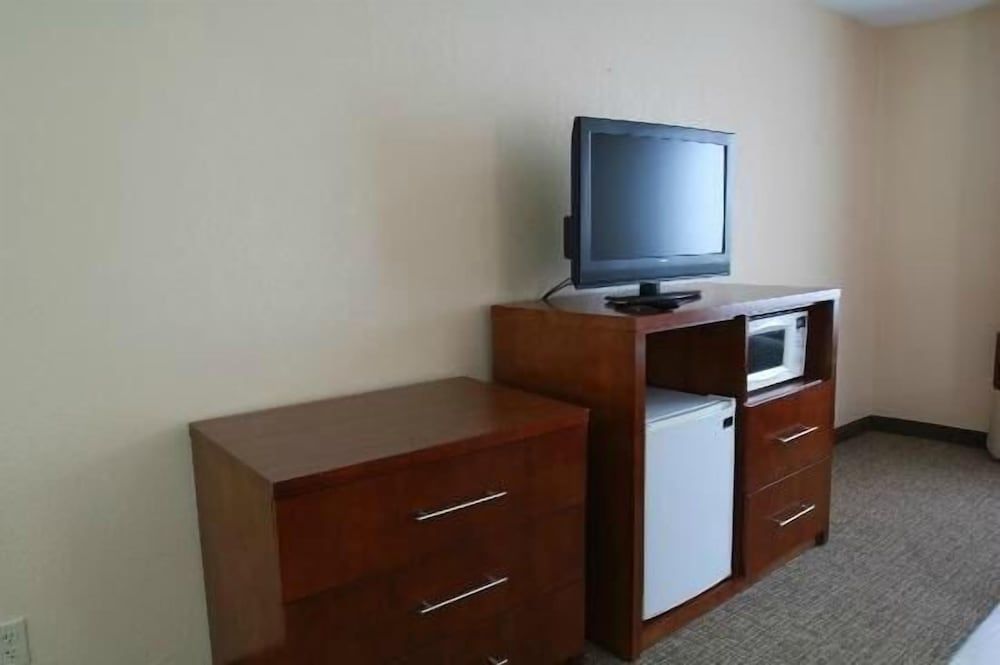 Comfort Suites Omaha Northwest