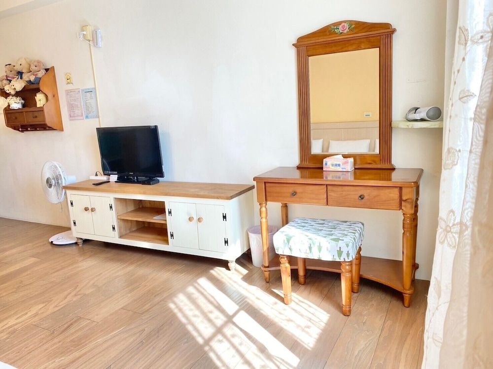 Family Quadruple Room (B202)