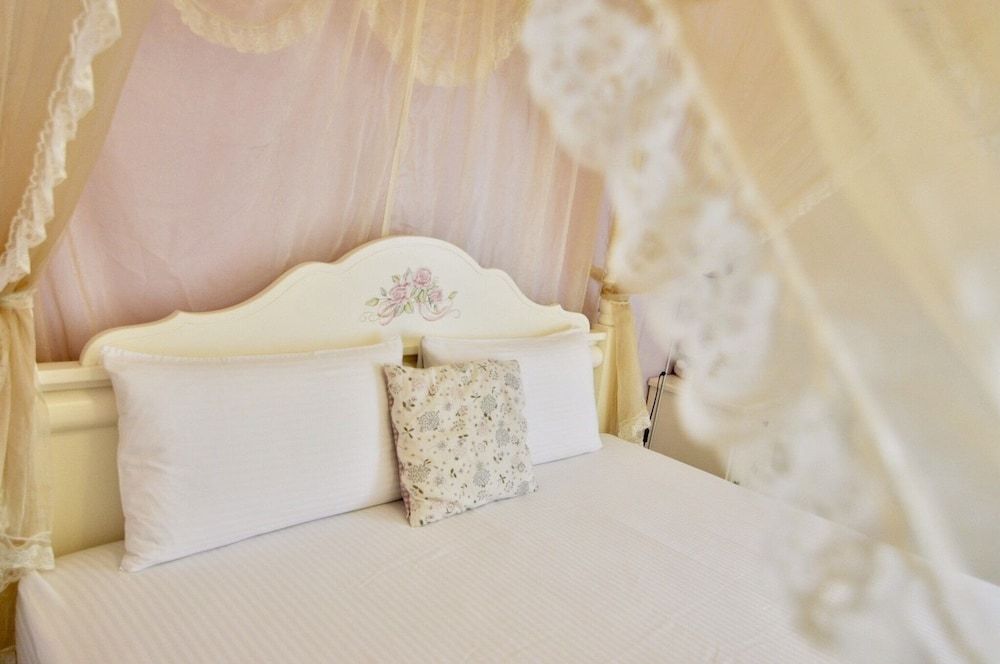 Basic Double Room (B301)