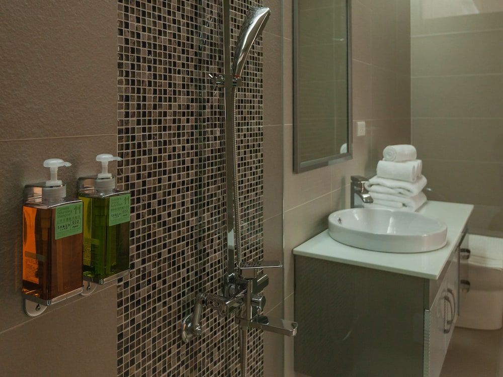 I Leisure iL BnB Family Quadruple Room, 2 Double Beds, Courtyard View, Courtyard Area (R204) 5