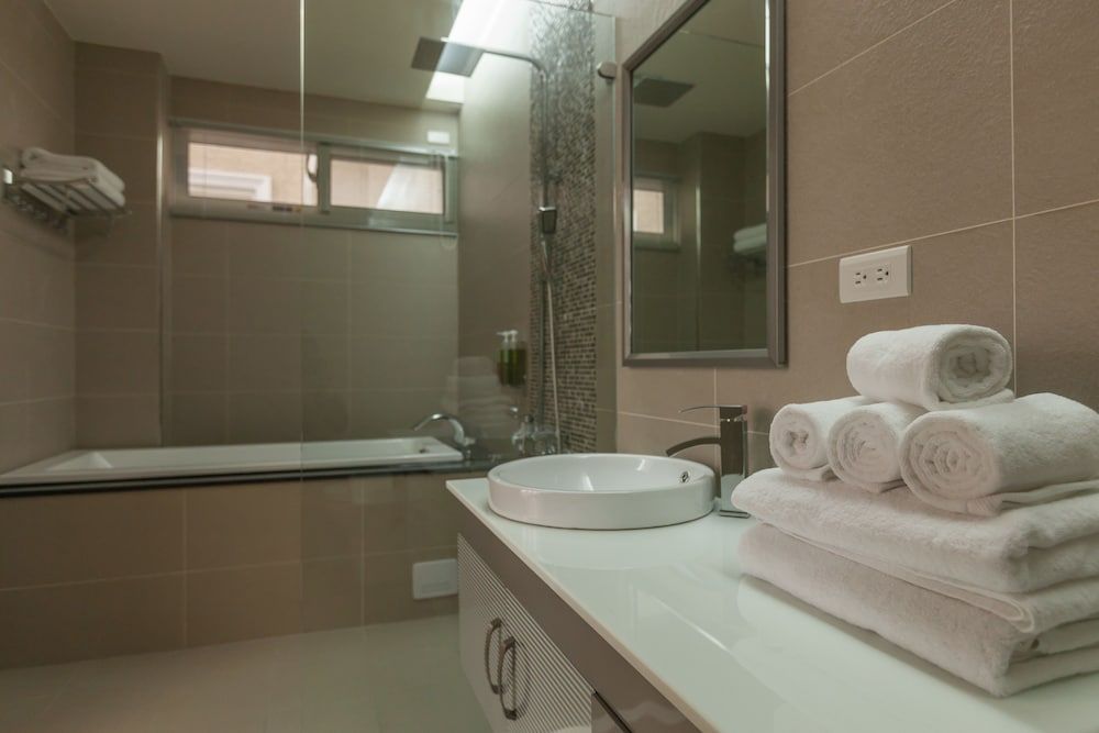 I Leisure iL BnB Family Quadruple Room, 2 Double Beds, Courtyard View, Courtyard Area (R204) 6