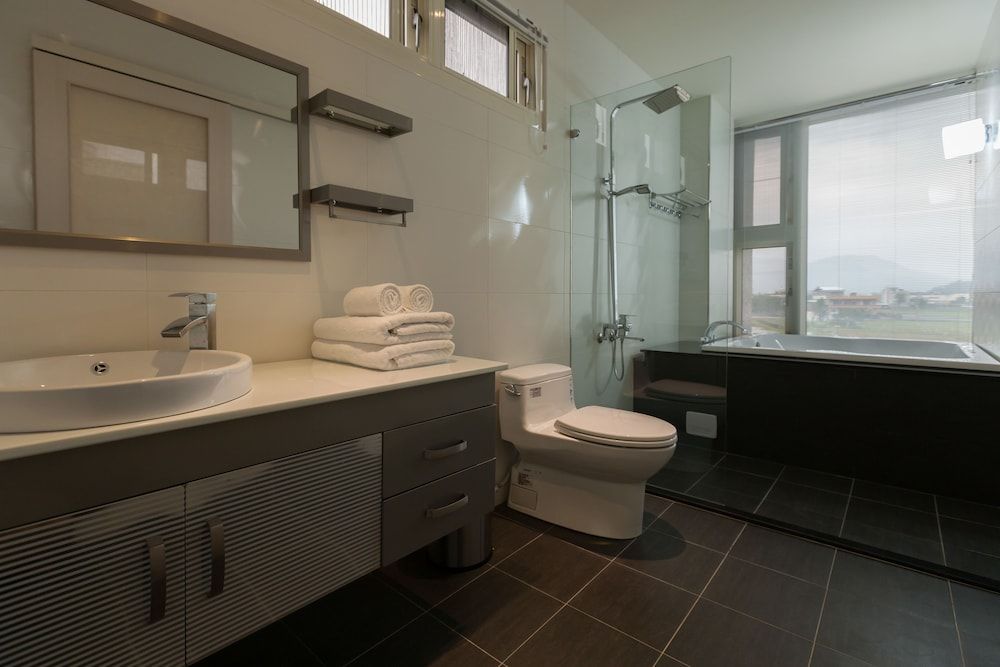 I Leisure iL BnB Deluxe Double Room (R302) 6