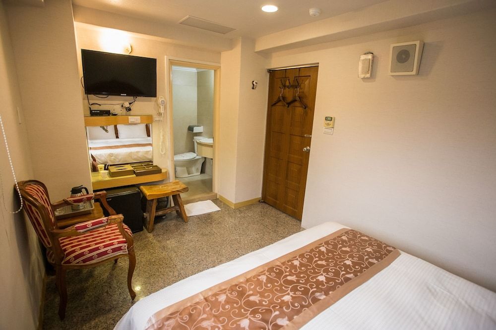 Mei Jia Mei Hotel Standard Double Room 3