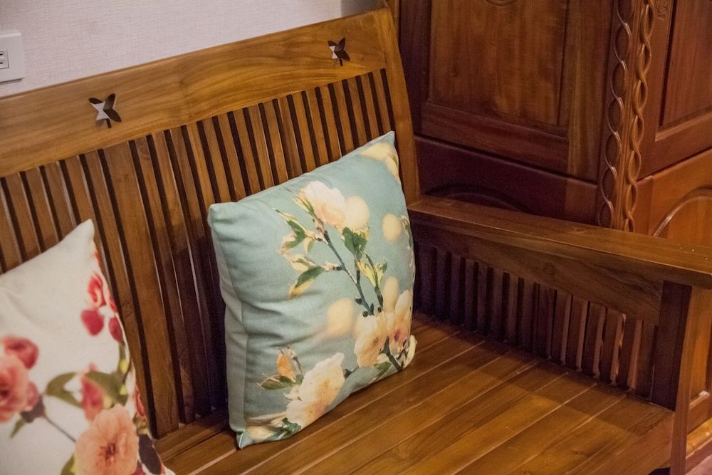 Mei Jia Mei Hotel Superior Quadruple Room 15