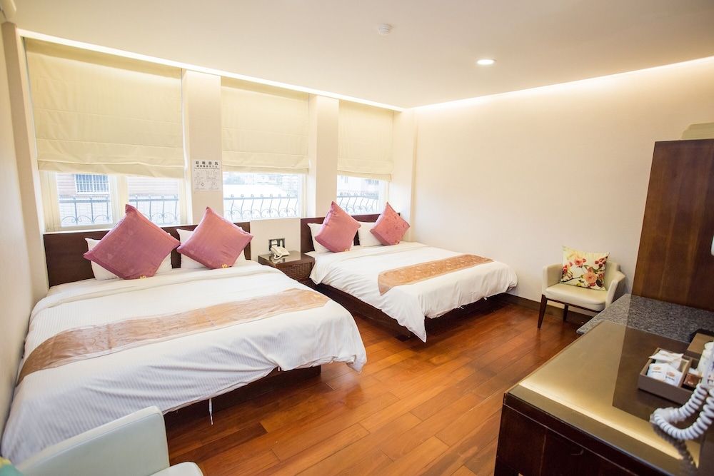 Mei Jia Mei Hotel Superior Quadruple Room 5