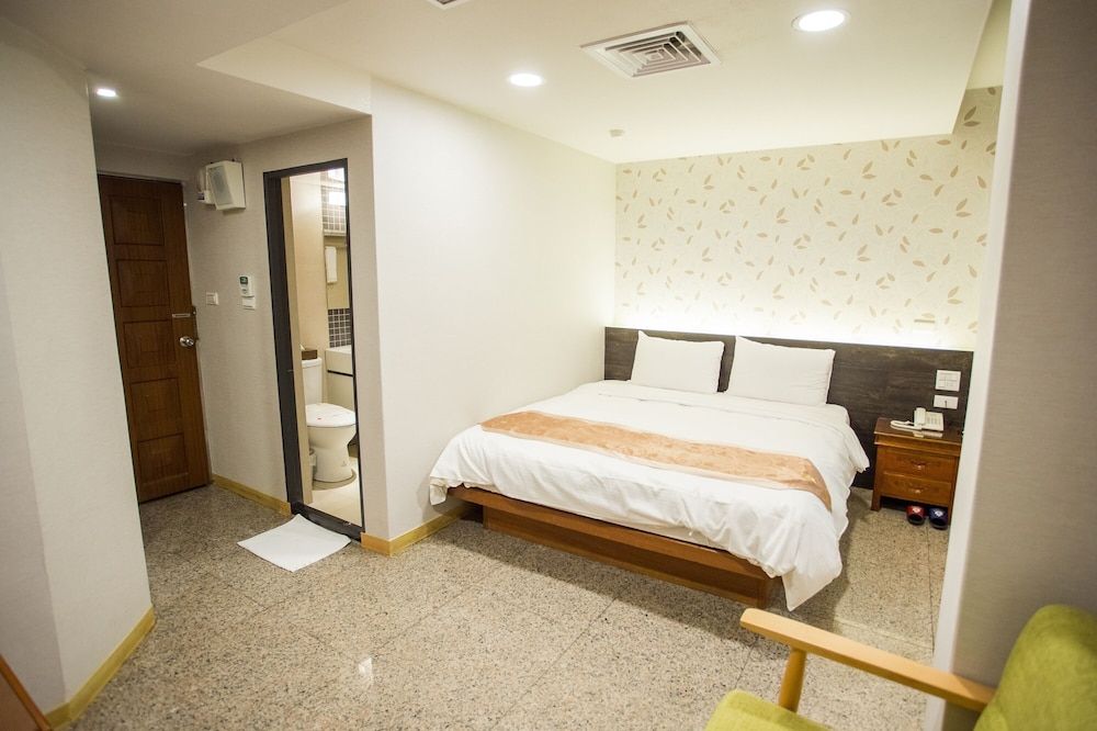 Mei Jia Mei Hotel Standard Double Room 13