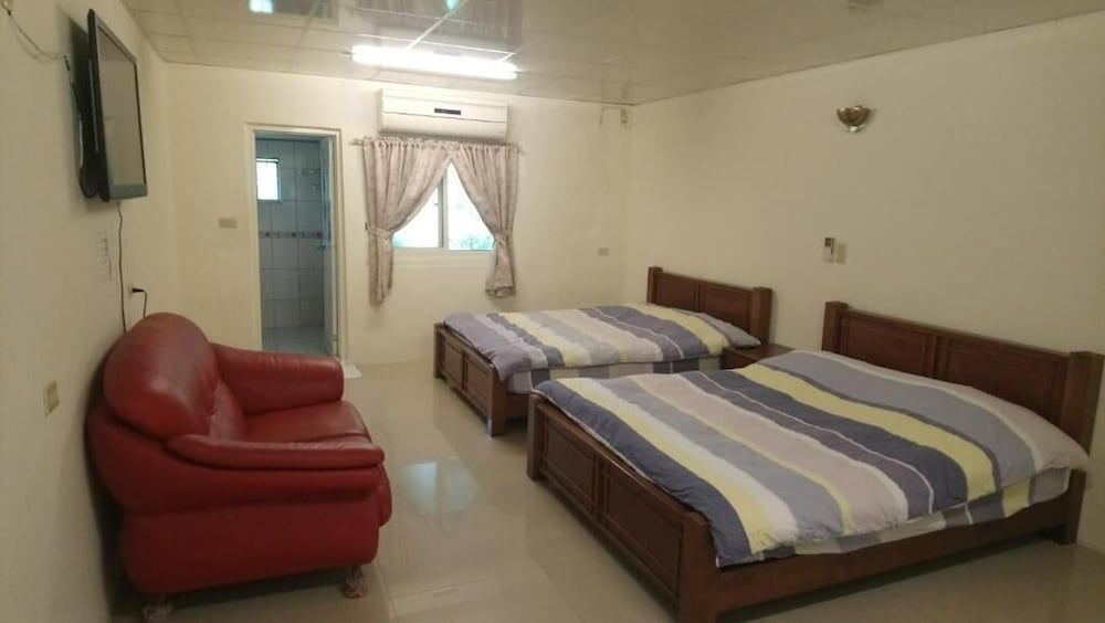 Quadruple Room, Private Bathroom