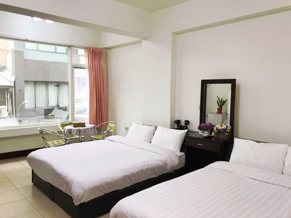Sun Moon Beauty Basic Room, 2 Double Beds 2