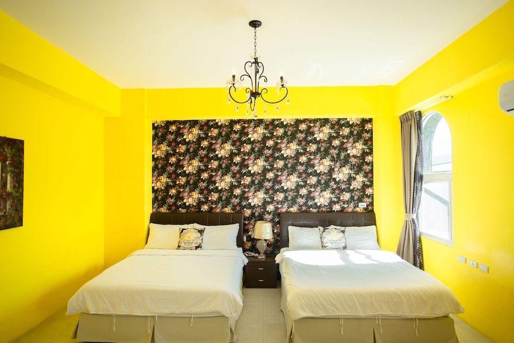 Brown B&B Standard Quadruple Room