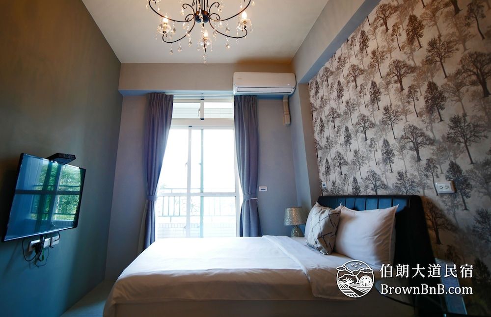 Brown B&B Standard Double Room, Balcony 2