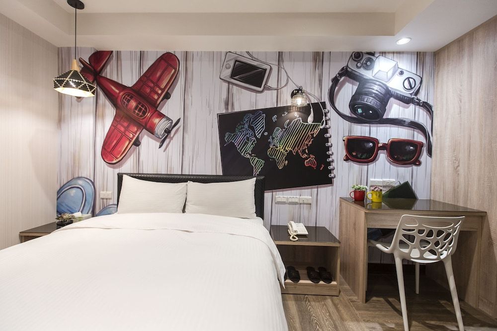 The Young Hotel Taoyuan Business Double Room, 1 Queen Bed 14