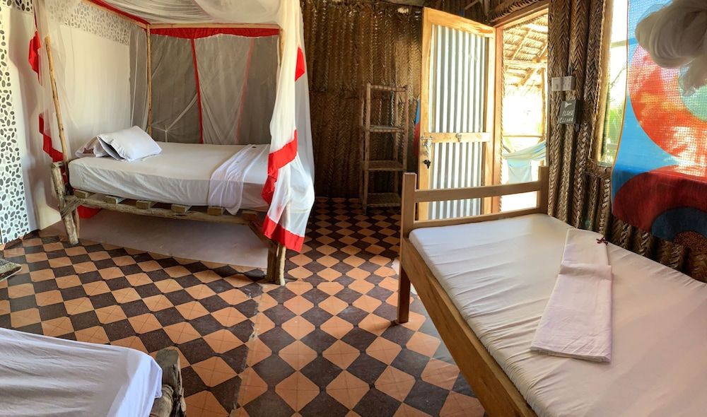 New Jambo Bungalows - Hostel Triple Room 5