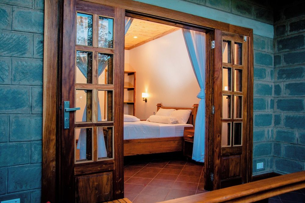 Babylon Lodge Standard Double Room, 1 Queen Bed 2