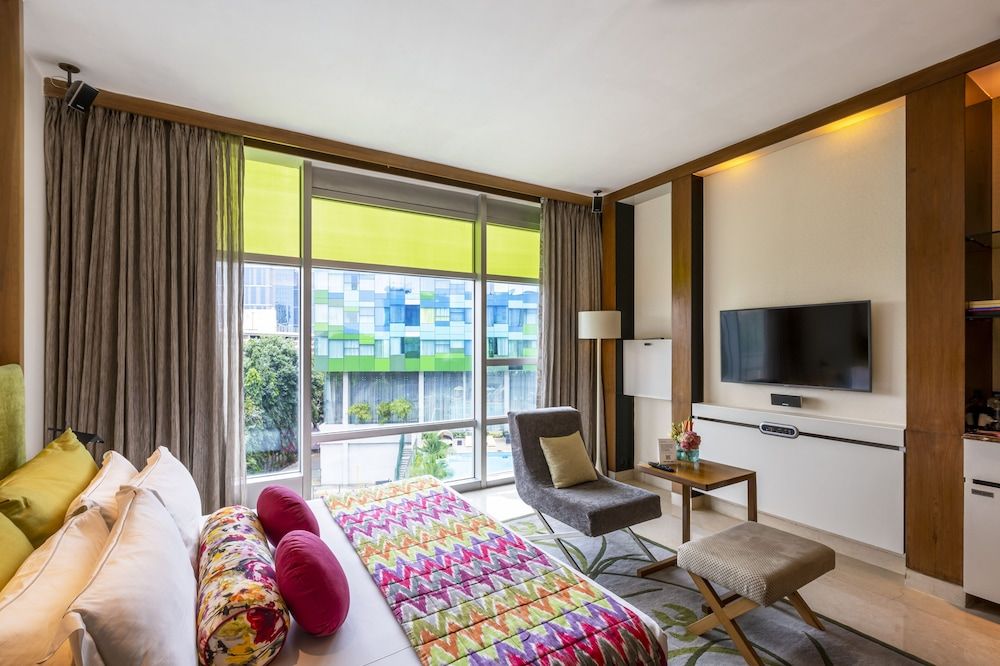 Vivanta Whitefield Premium Room Pool View Queen Bed 9