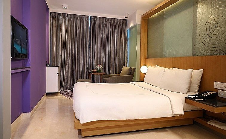 Vivanta Whitefield Superior Room City View Queen Bed