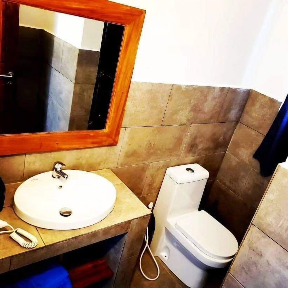 Sipano Beach Lodge Kiwengwa Deluxe Double Room, Garden View 4