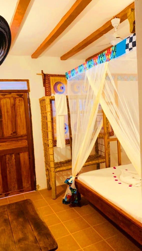 Sipano Beach Lodge Kiwengwa Deluxe Double Room, Garden View 6