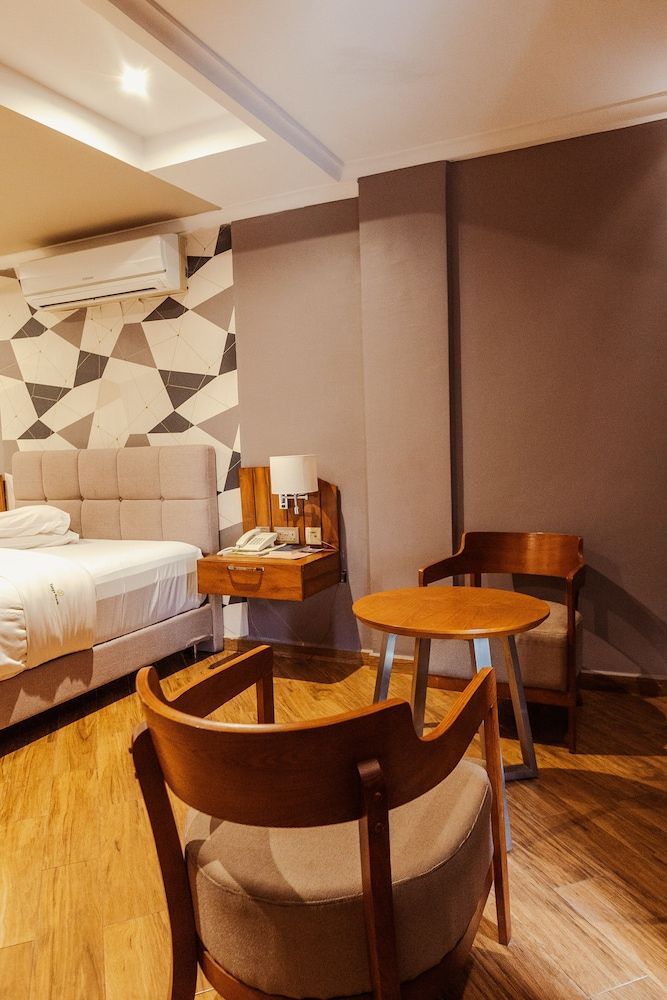 Tanga Beach Resort & Spa Deluxe Double Room 2