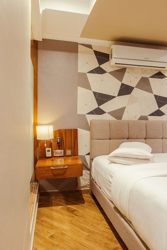 Tanga Beach Resort & Spa Deluxe Double Room 3