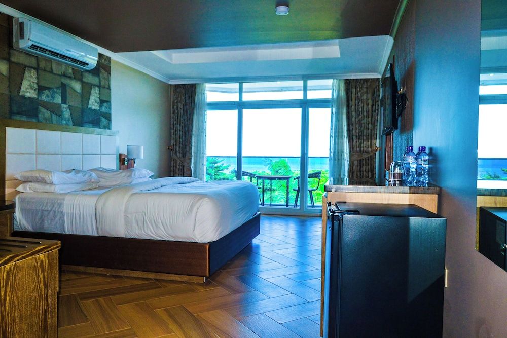 Tanga Beach Resort & Spa