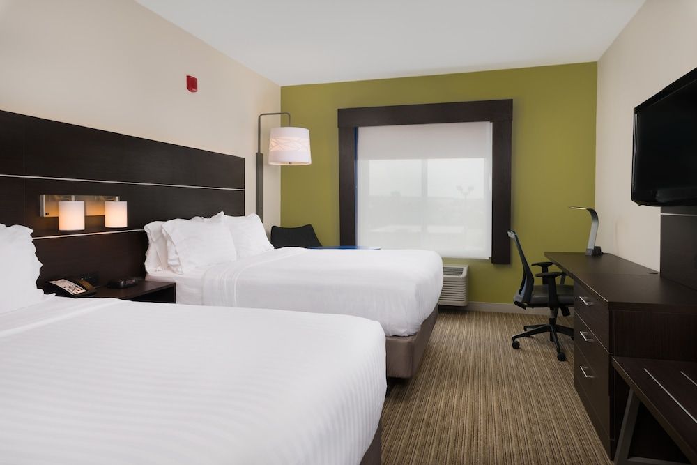 Standard Room, 2 Queen Beds