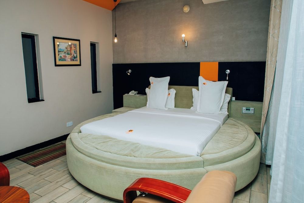 Gold Crest Hotel - Mwanza Presidential Single Room 2