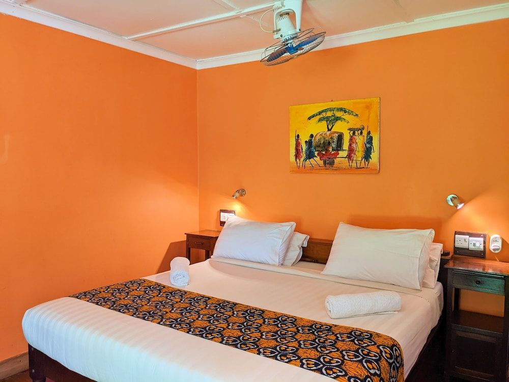 Lawns Hotel Executive Double Room 2