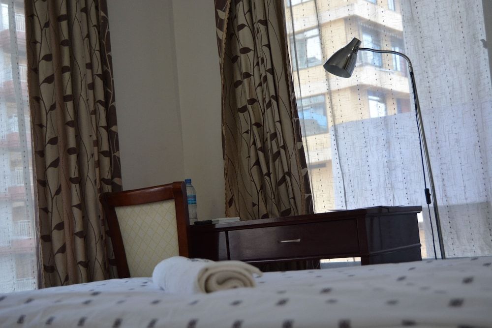 undefined Florida Executive Inn