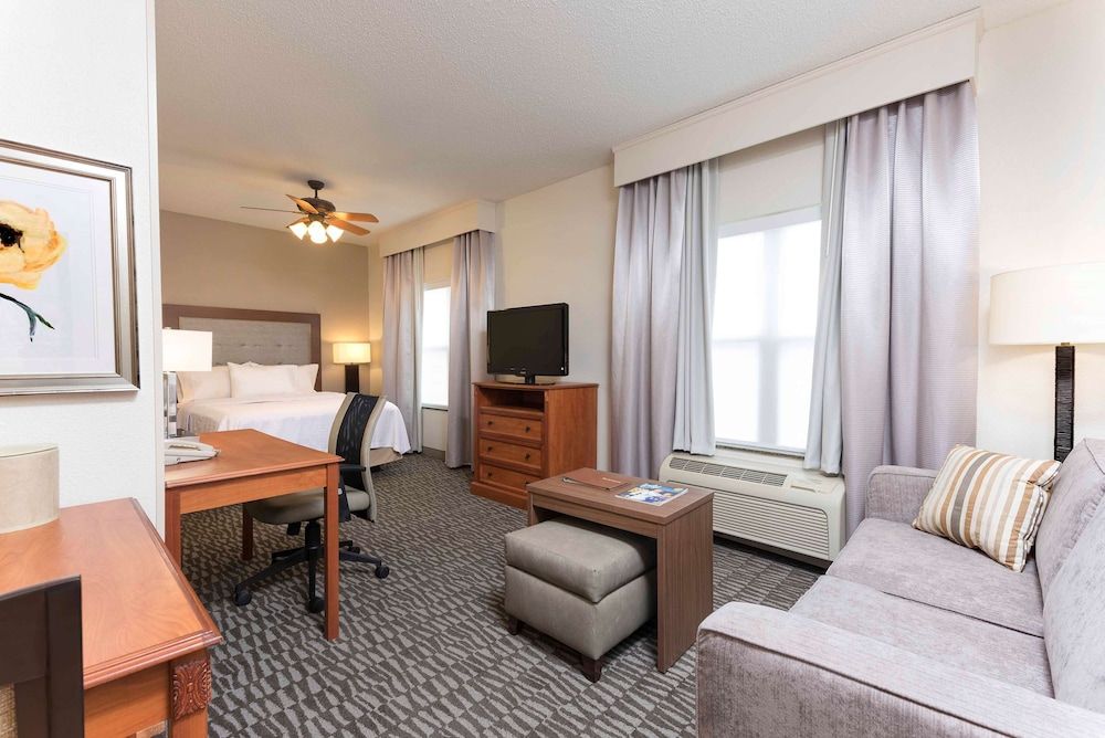 Studio Suite, 1 Queen Bed, Non Smoking