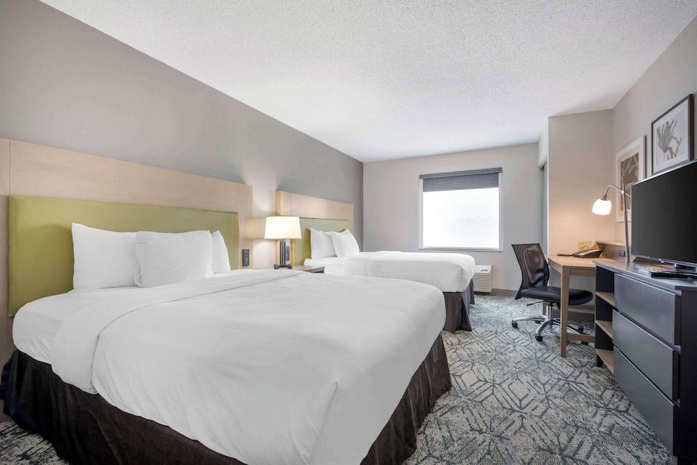 Room, 2 Queen Beds, Non Smoking