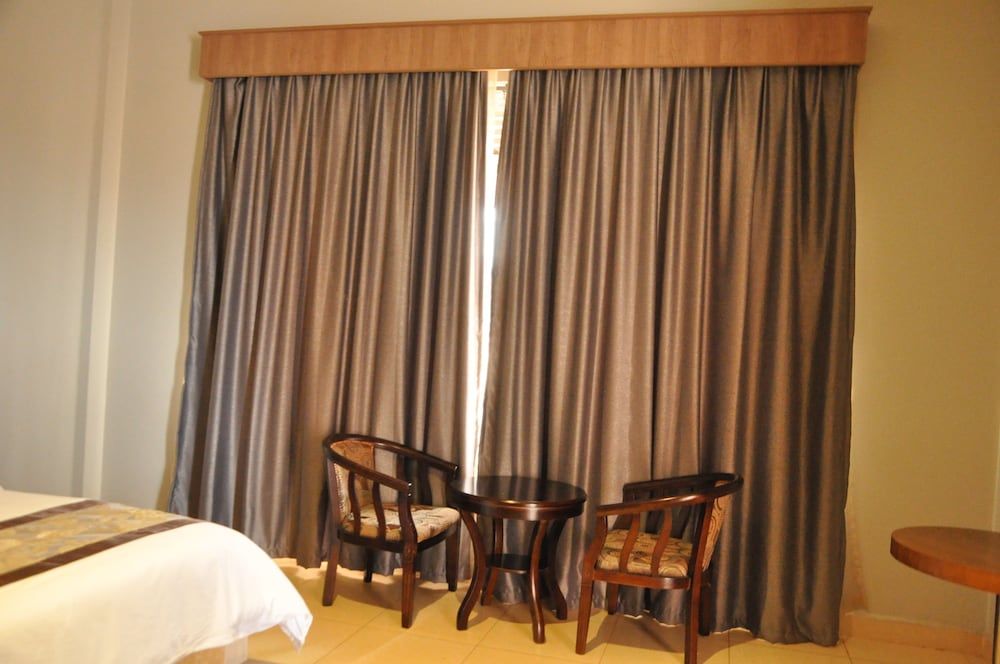 Easy View Hotel Superior Double Room 11