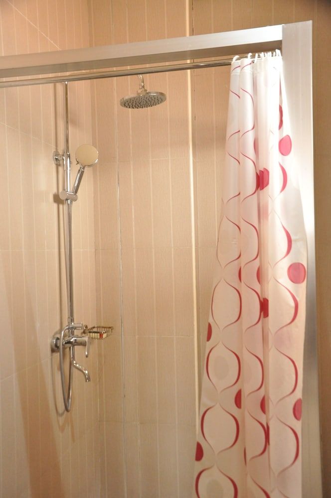 Easy View Hotel Deluxe Double Room 10