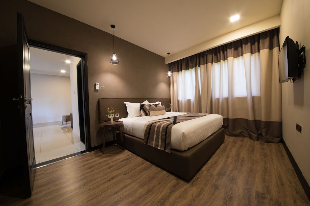 Speke Apartments Kitante Two Bedroom Suite 4