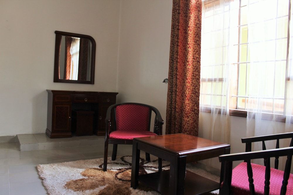 Cepha's Inn Deluxe Suite 27