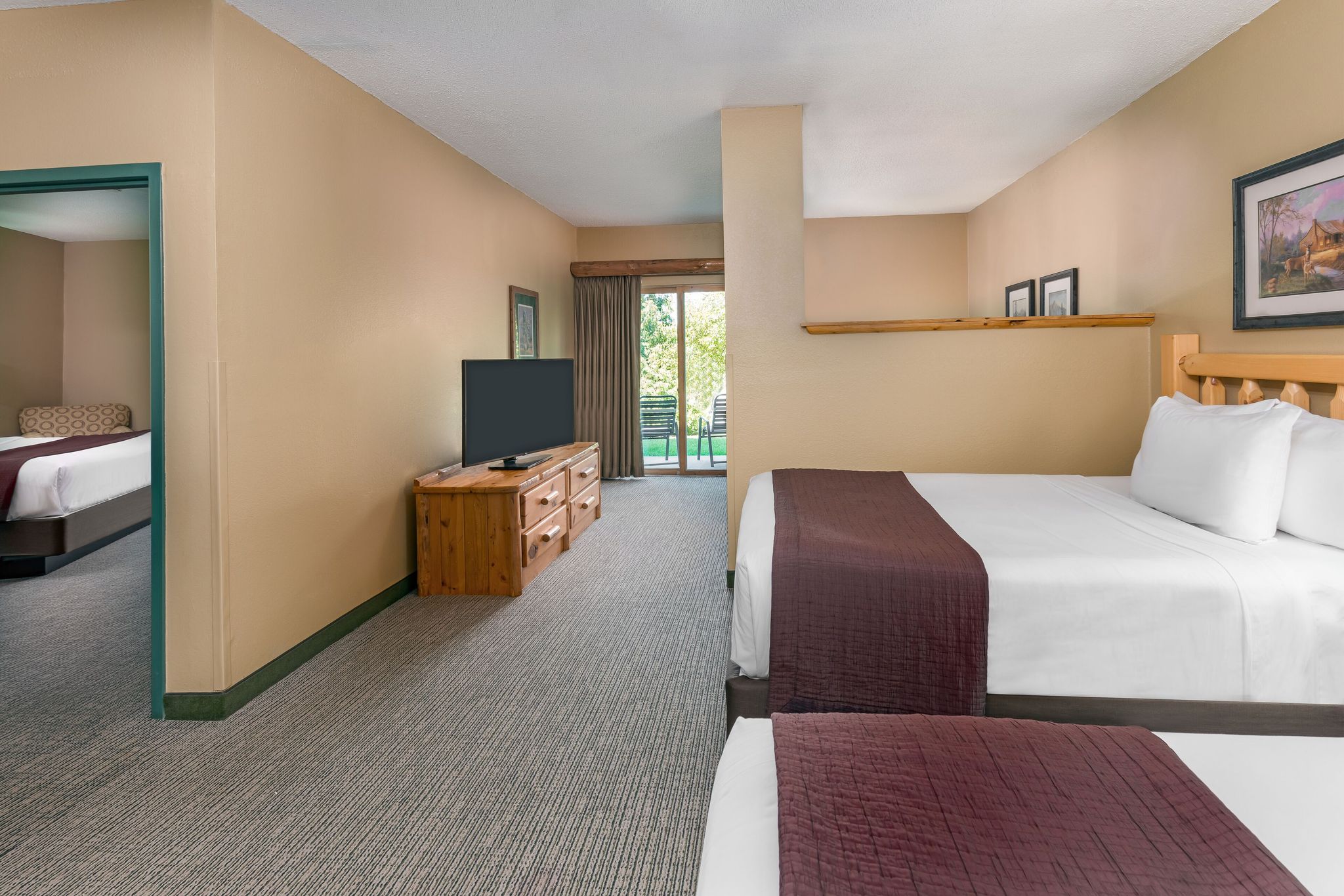 Majestic Bear Suite - Water Park Included
