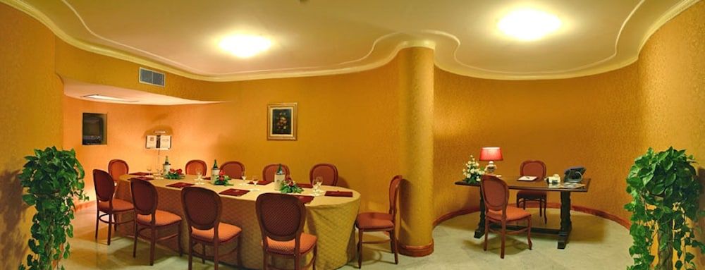 undefined Grand Hotel La Pace 8