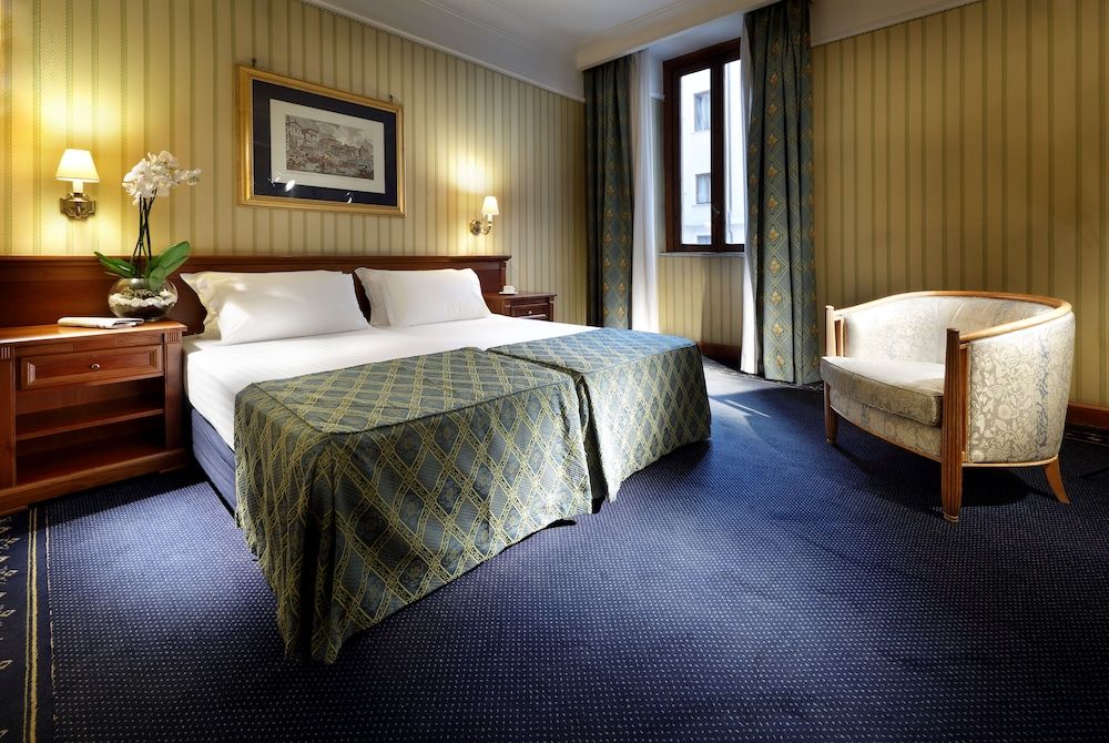 undefined Exe International Palace 10