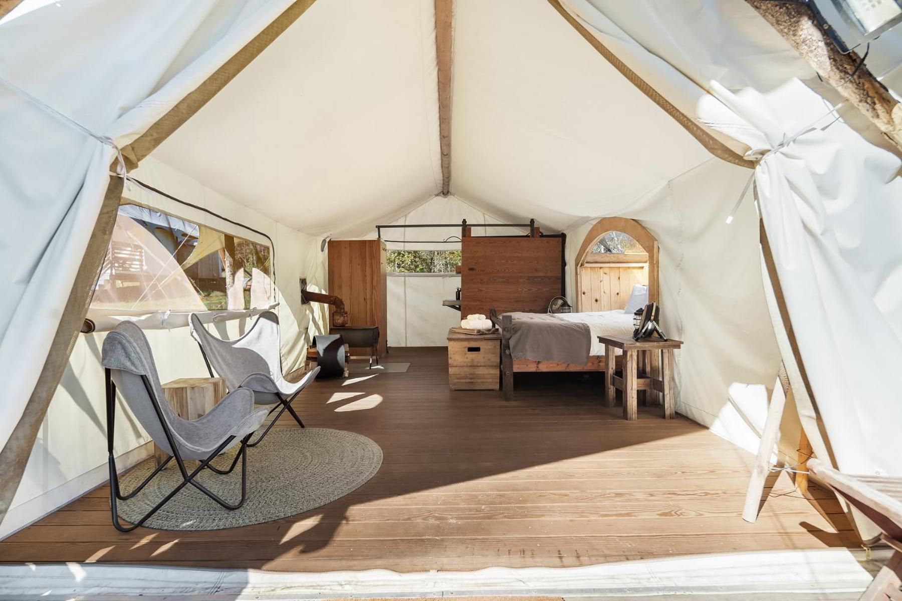 Stargazer Tent with Private Bathroom